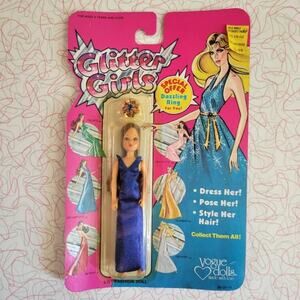 Vintage NIP Glitter Girls Vogue Doll - Sapphire